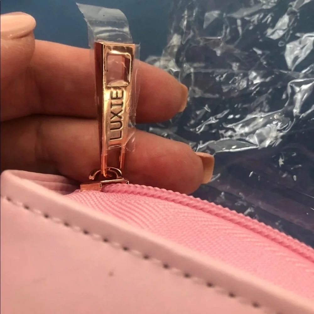 LUXIE Rose Gold 30 pc Brush Set $400 NIP